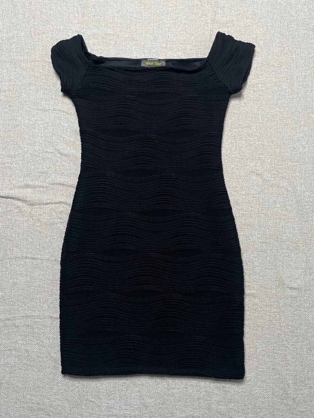 Brat Star Wavy Print Off-The-Shoulder BodyCon Black Mini Dress Size M